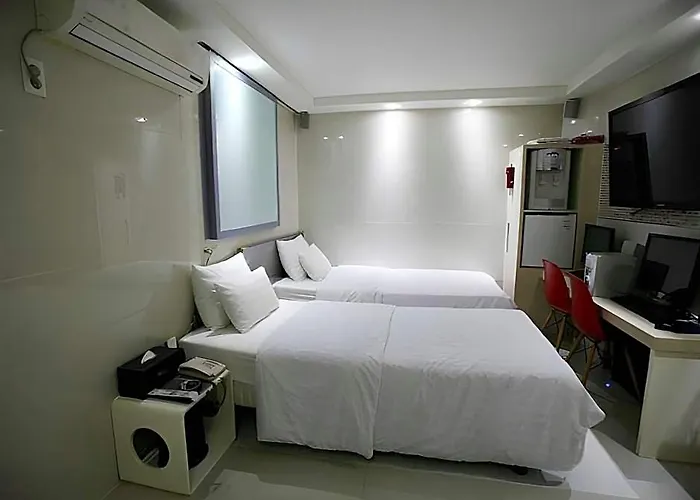 Motel Mw 2*