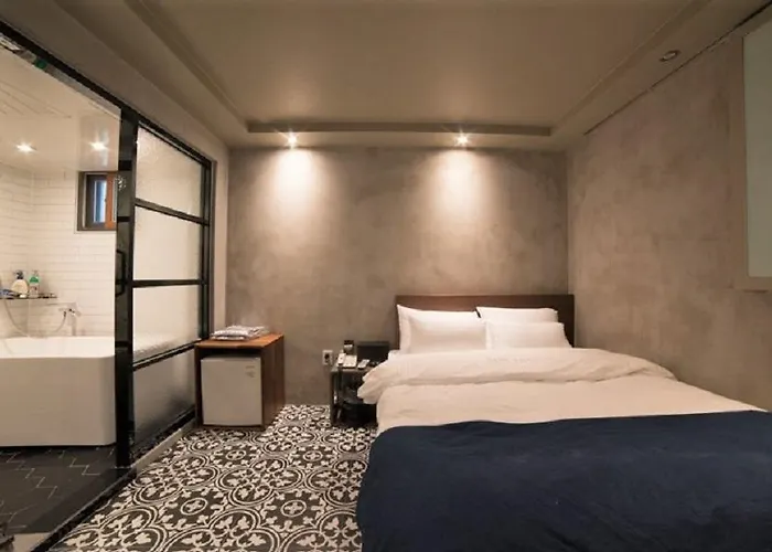 Motel Mw 2*